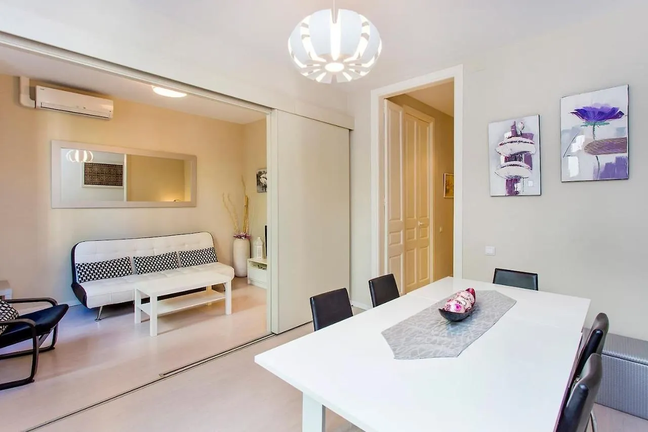 Stay U-Nique Apartments Floridablanca II Barcellona Spagna